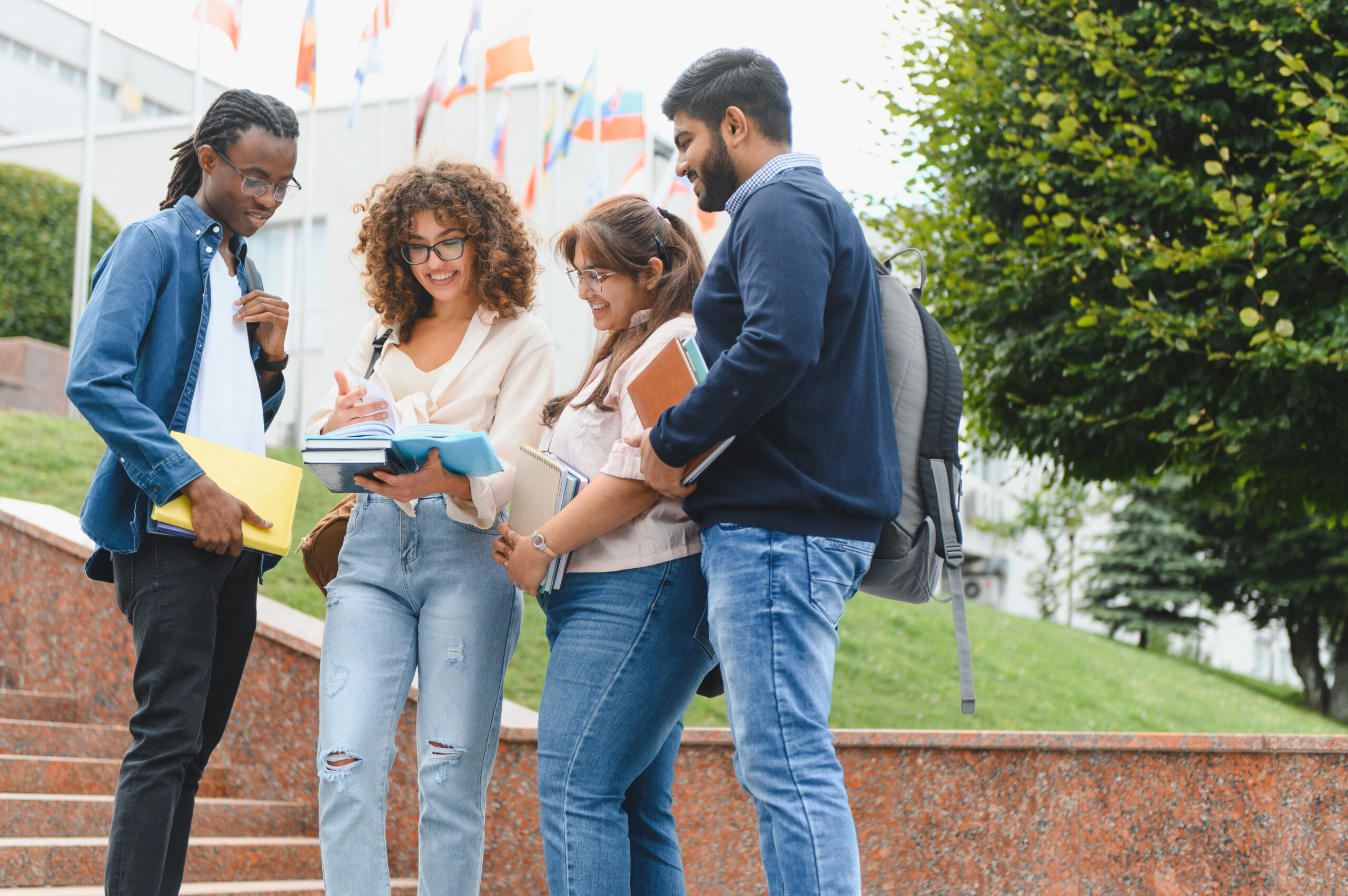 Étudiants du Mastère Manager Commercial et Marketing